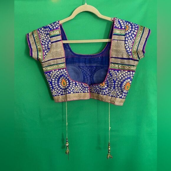 HANDMADE Authentic Embroidered U Neck Blue & Gold Saree Choli Bollywood Small - Picture 2 of 16